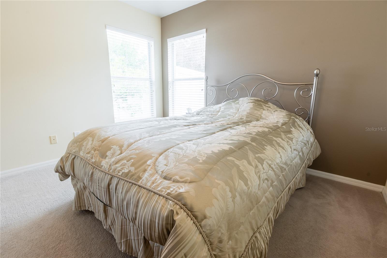 Image 32 of 42 For 1812 Flower Branch Way