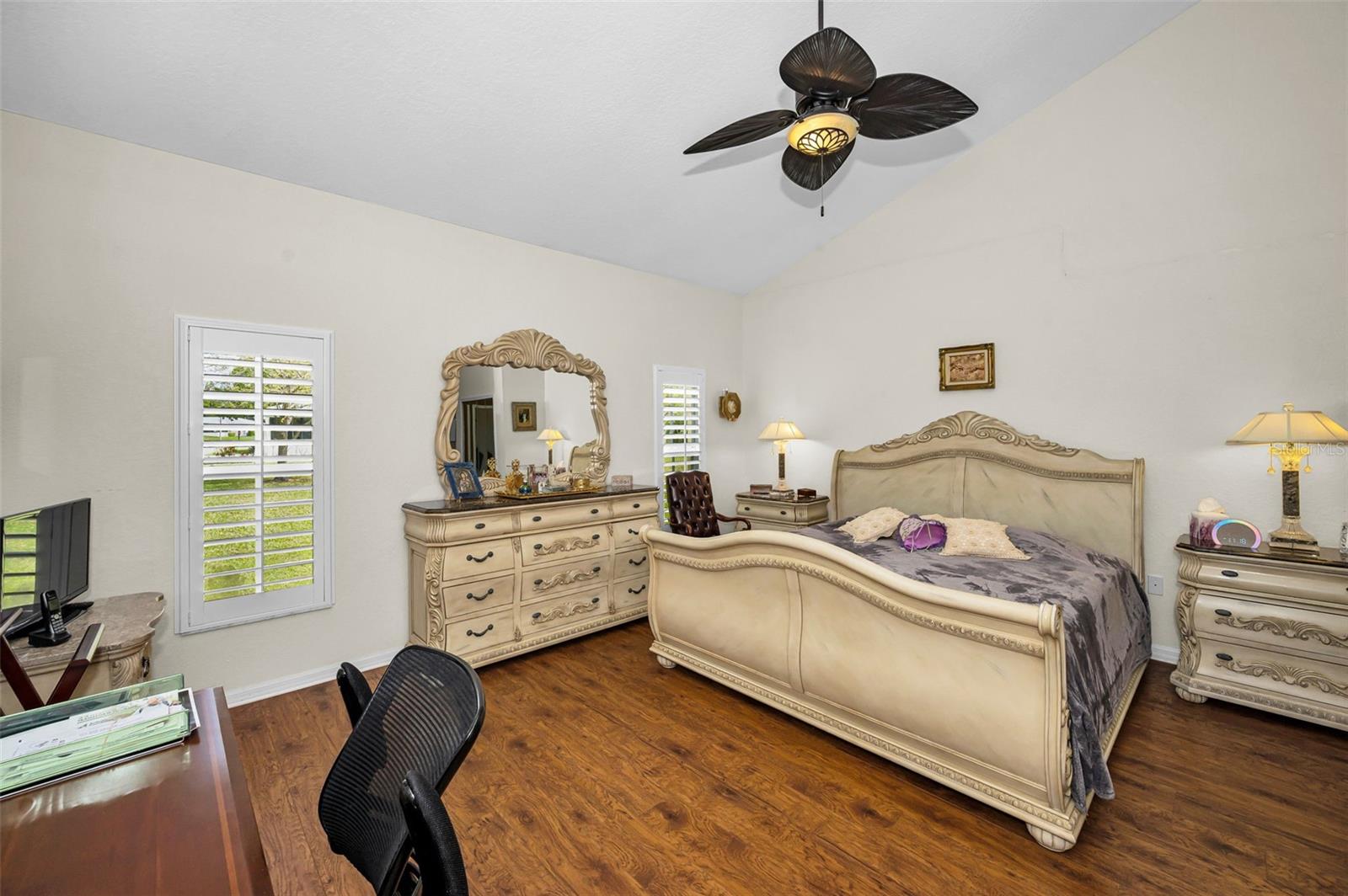 Image 27 of 55 For 1185 Royal Boulevard