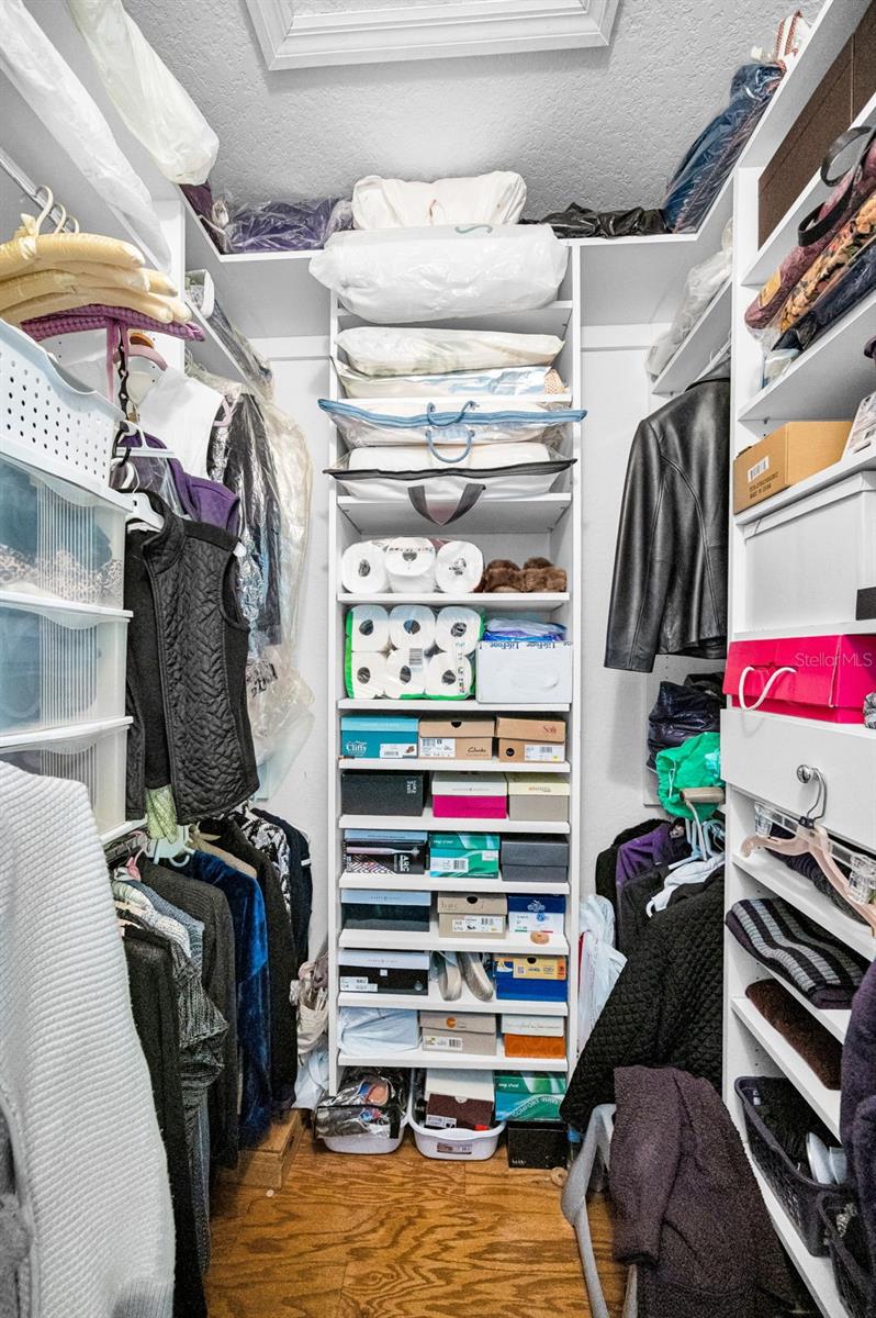 Image 35 of 55 For 1185 Royal Boulevard