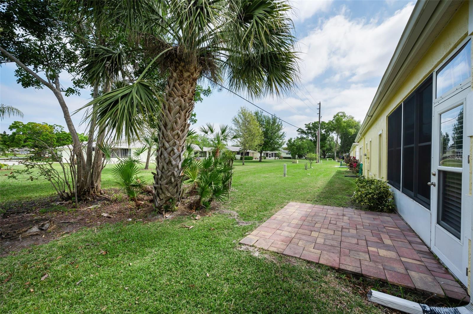 Image 47 of 55 For 1185 Royal Boulevard