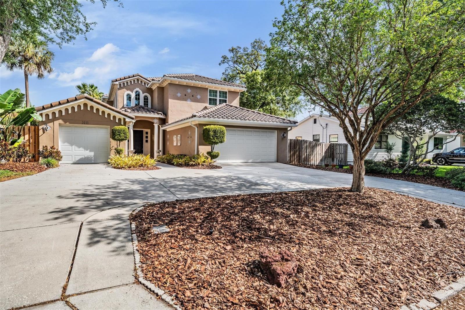 Listing photo id 0 for 3111 Lawn Avenue