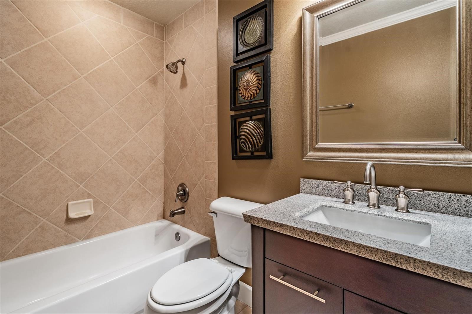 Listing photo id 23 for 3111 Lawn Avenue