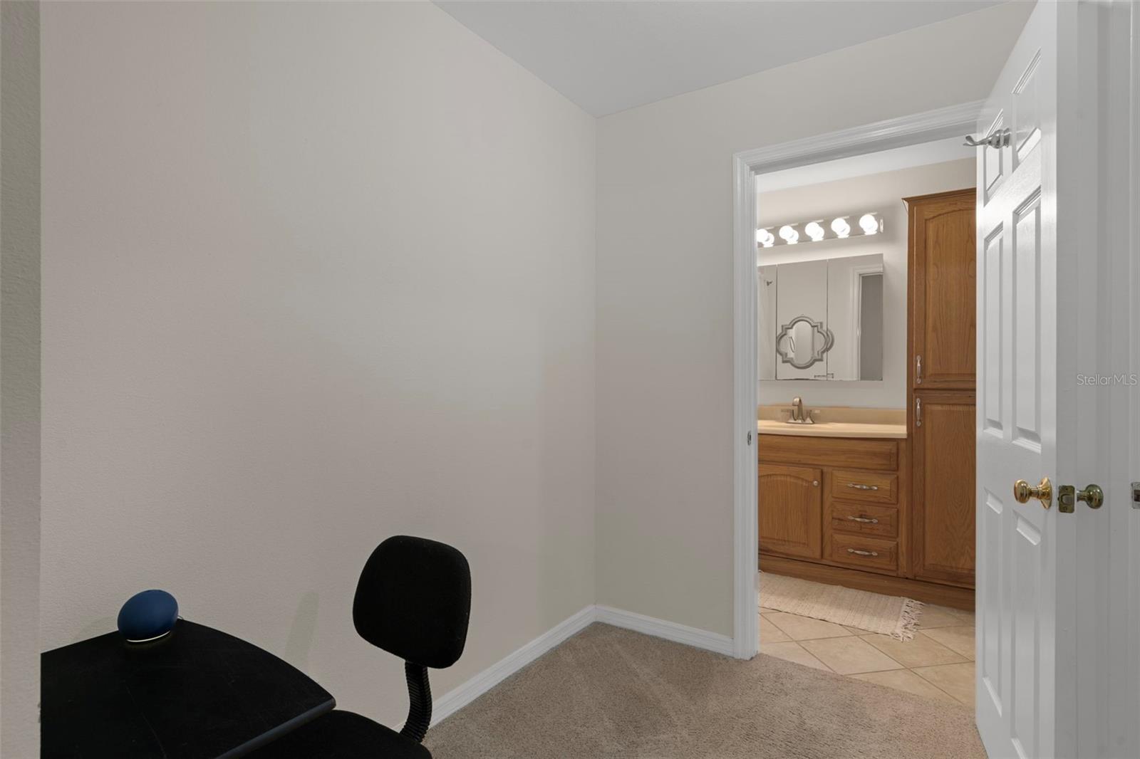 Image 24 of 60 For 15839 Powerline Road