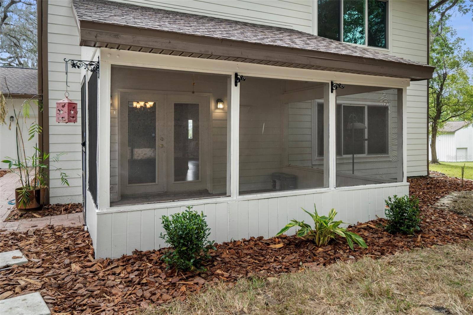 Image 46 of 60 For 15839 Powerline Road