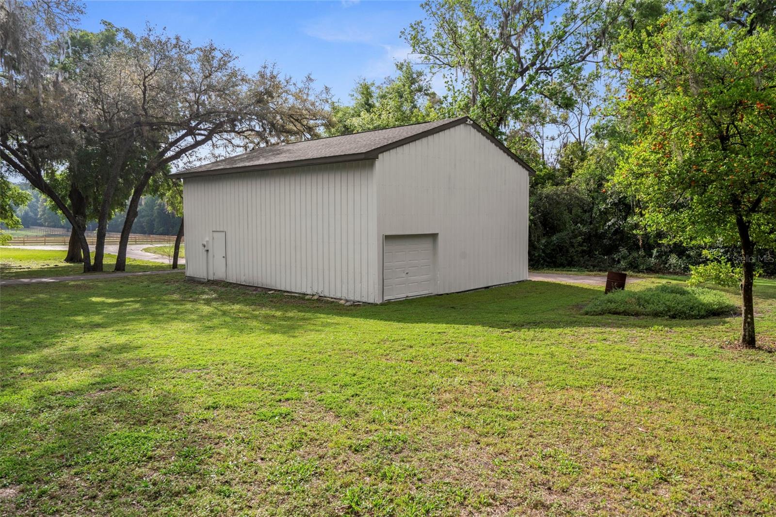 Image 51 of 60 For 15839 Powerline Road