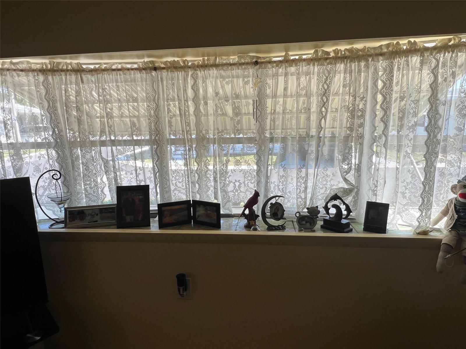 Listing photo id 15 for 11300 124th Avenue 95