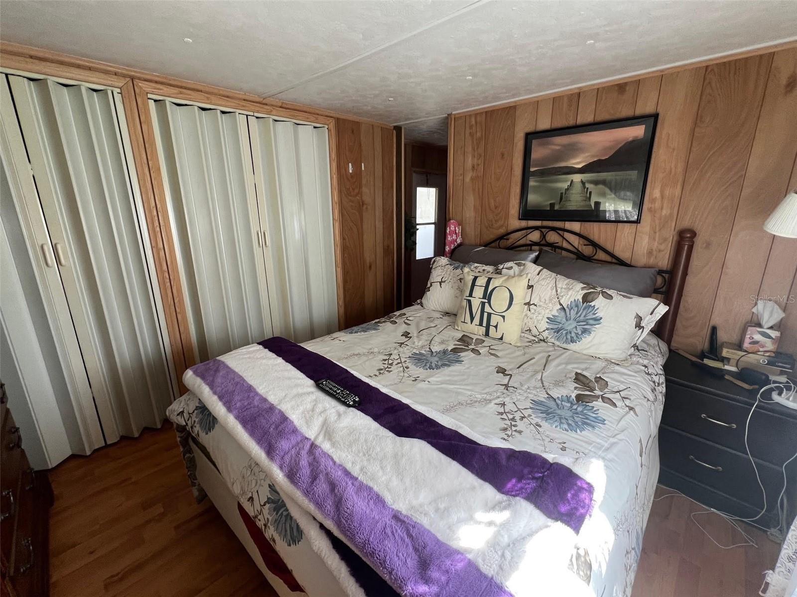 Listing photo id 23 for 11300 124th Avenue 95