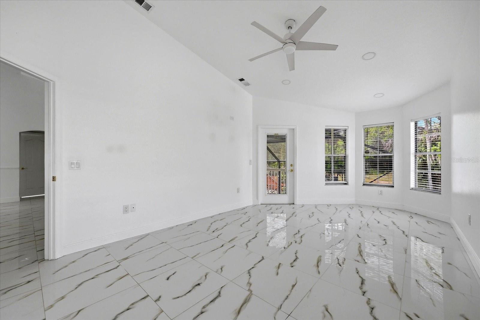 Image 17 of 43 For 5451 Tropic Drive