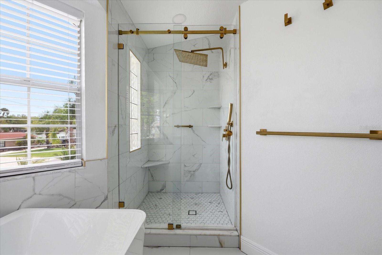 Image 21 of 43 For 5451 Tropic Drive