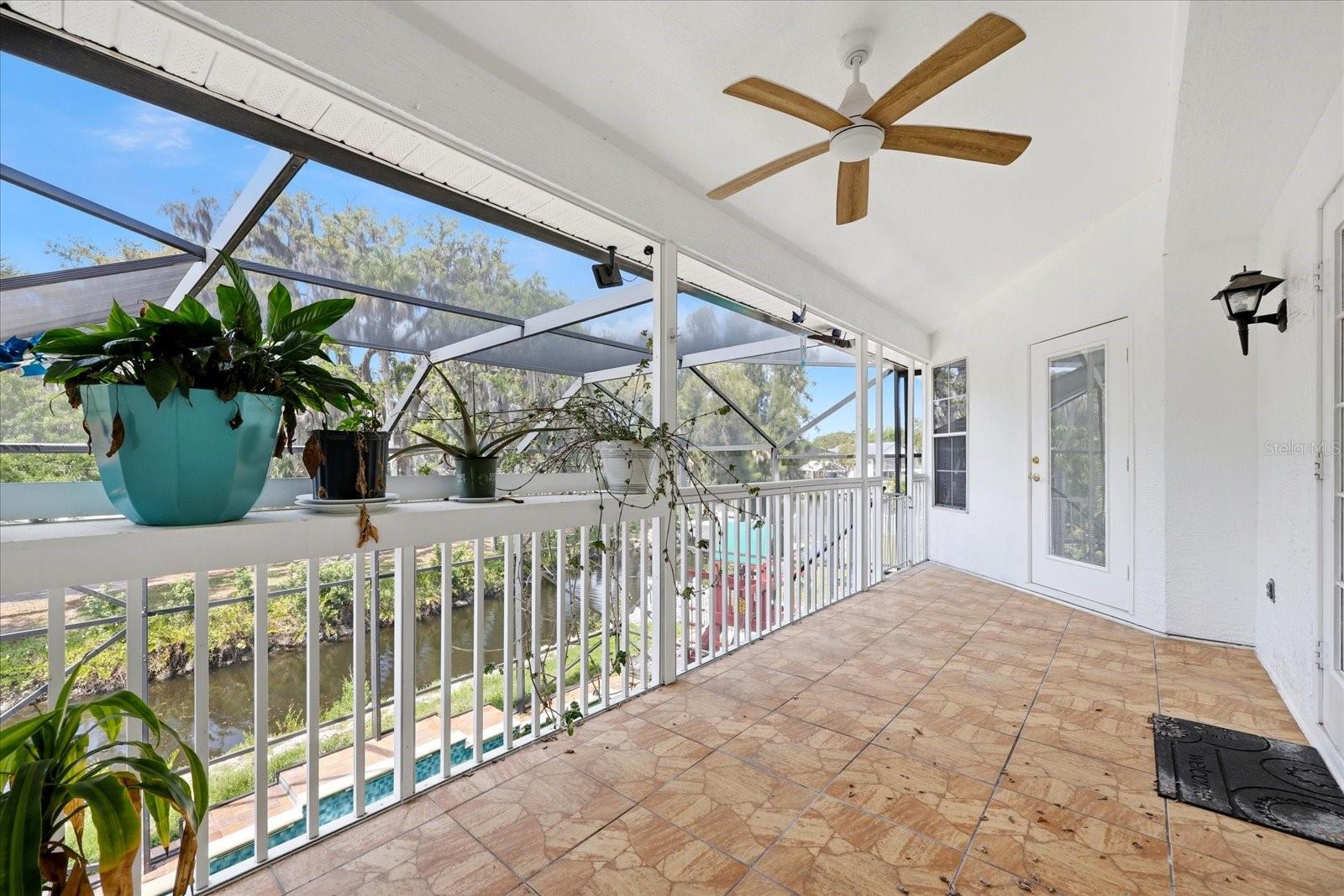 Image 24 of 43 For 5451 Tropic Drive