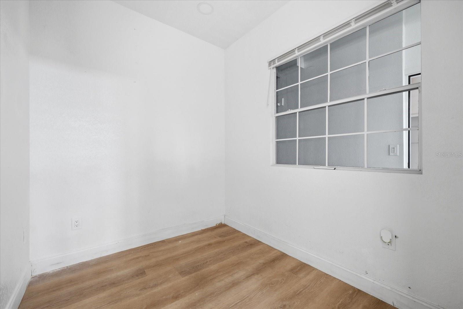 Image 34 of 43 For 5451 Tropic Drive