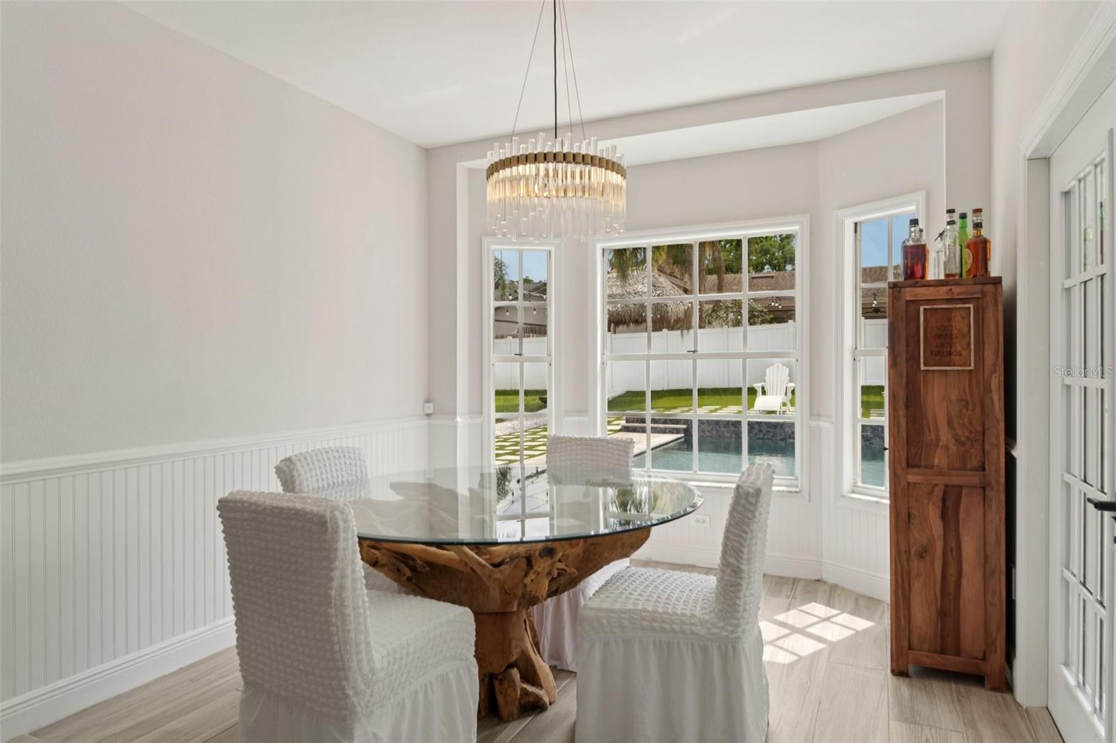 Image 19 of 67 For 1671 Sparkling Court