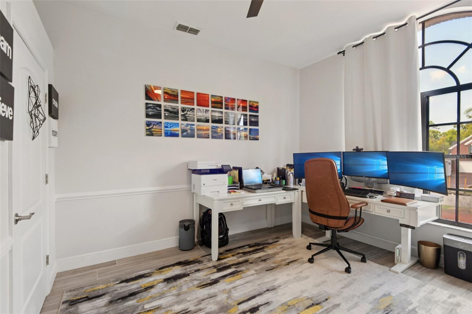 Image 22 of 67 For 1671 Sparkling Court