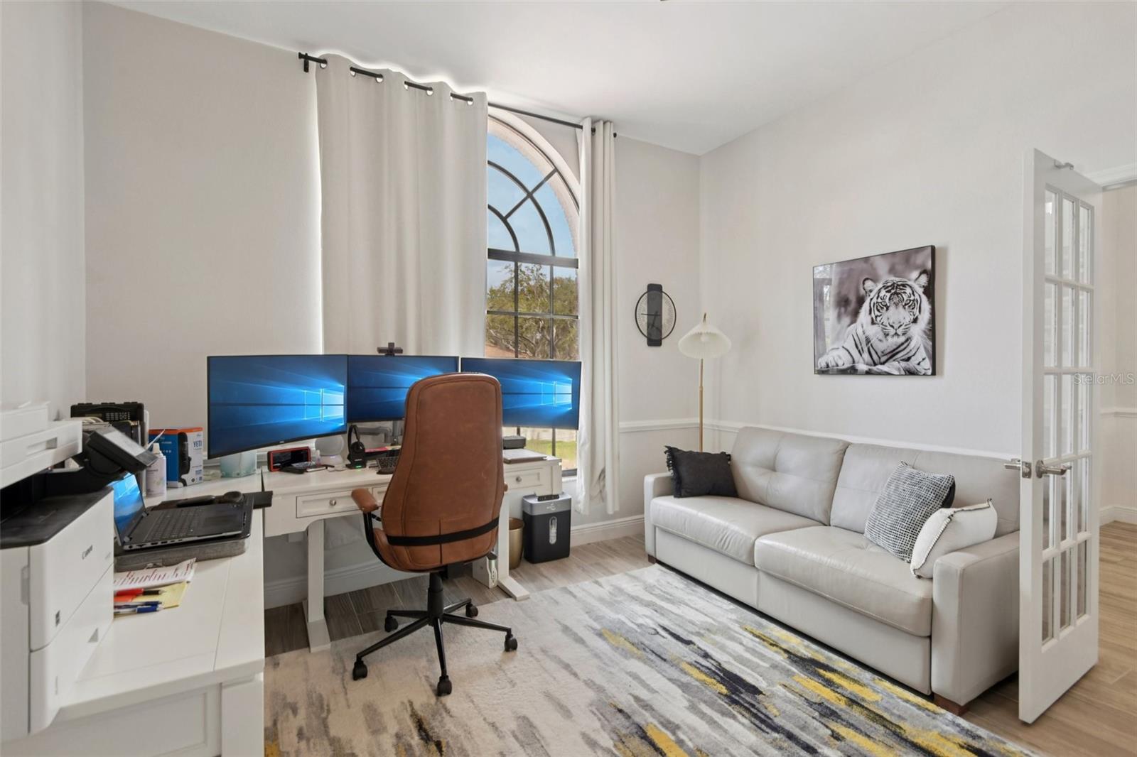 Image 23 of 67 For 1671 Sparkling Court