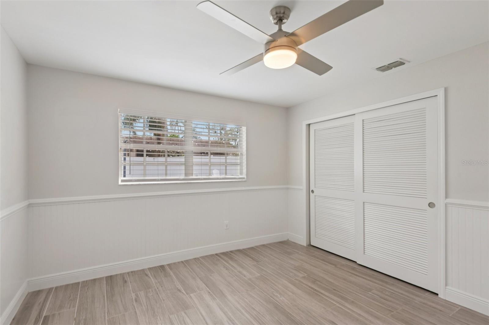 Image 31 of 67 For 1671 Sparkling Court