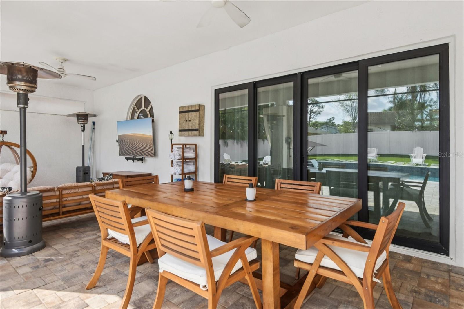 Image 35 of 67 For 1671 Sparkling Court