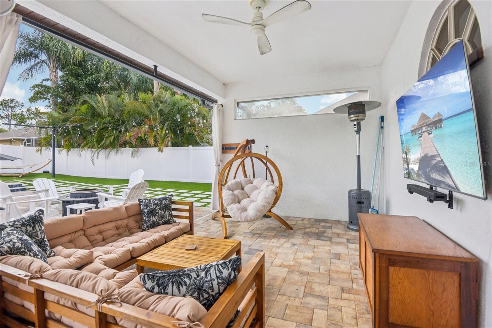 Image 38 of 67 For 1671 Sparkling Court