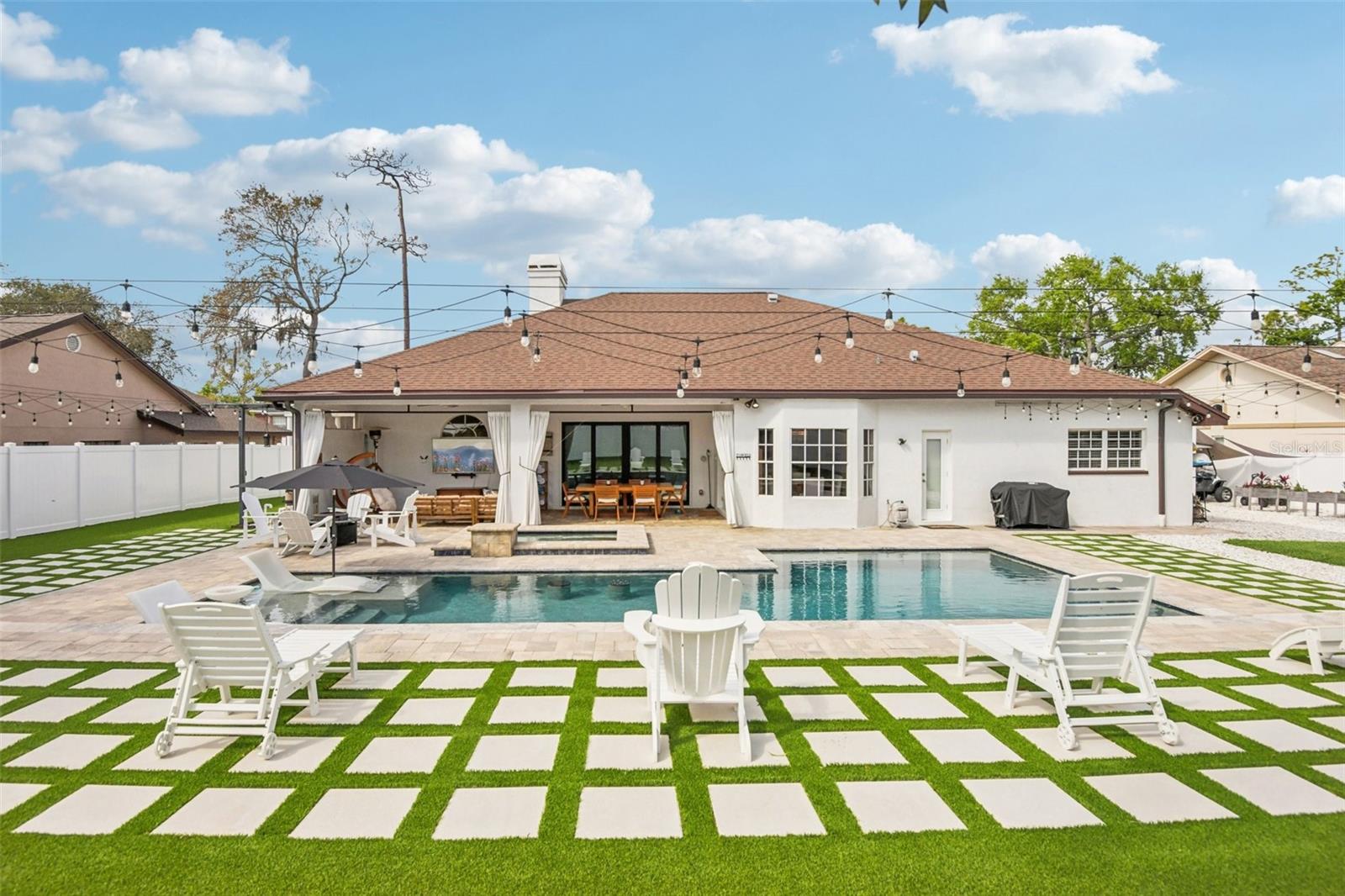 Image 44 of 67 For 1671 Sparkling Court