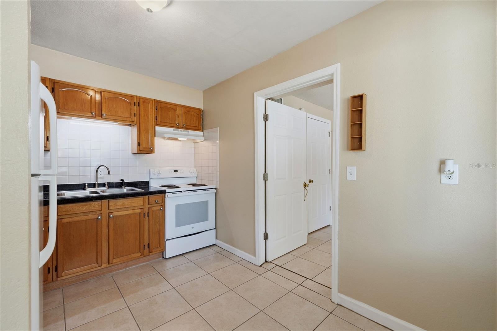 Image 12 of 35 For 6800 79th Avenue N