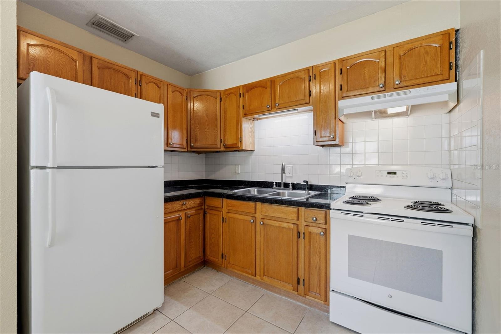 Image 3 of 35 For 6800 79th Avenue N