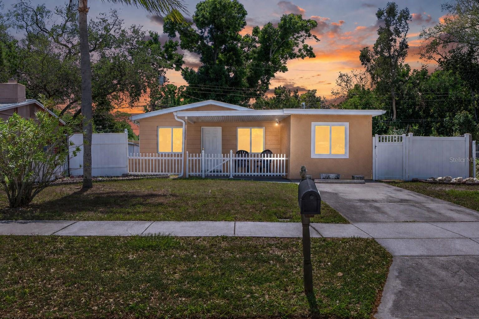 Image 31 of 35 For 6800 79th Avenue N