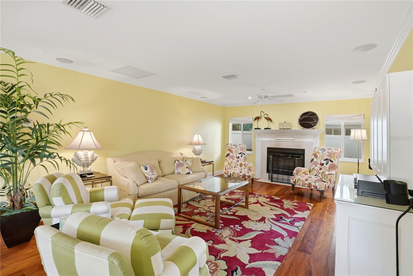 Image 13 of 47 For 1348 High Bluff Drive