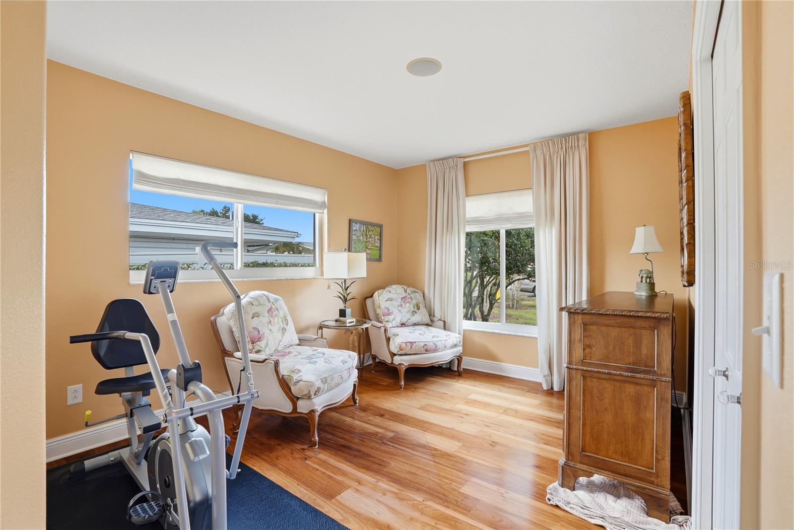 Image 22 of 47 For 1348 High Bluff Drive