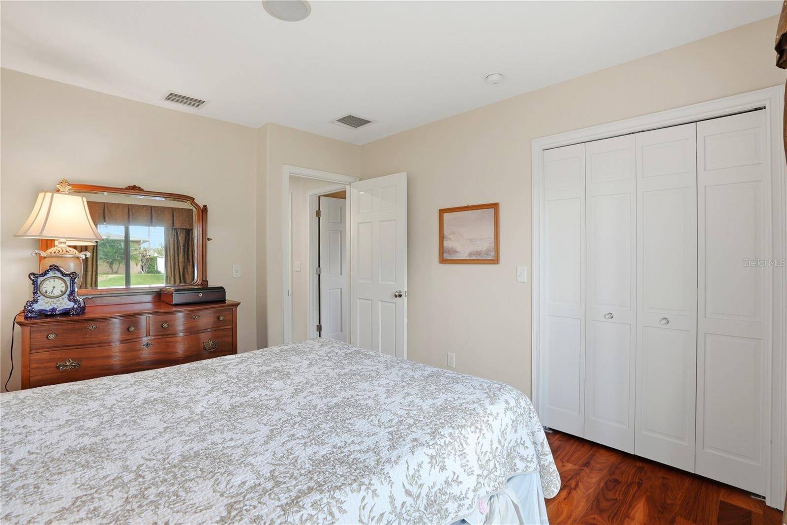 Image 25 of 47 For 1348 High Bluff Drive