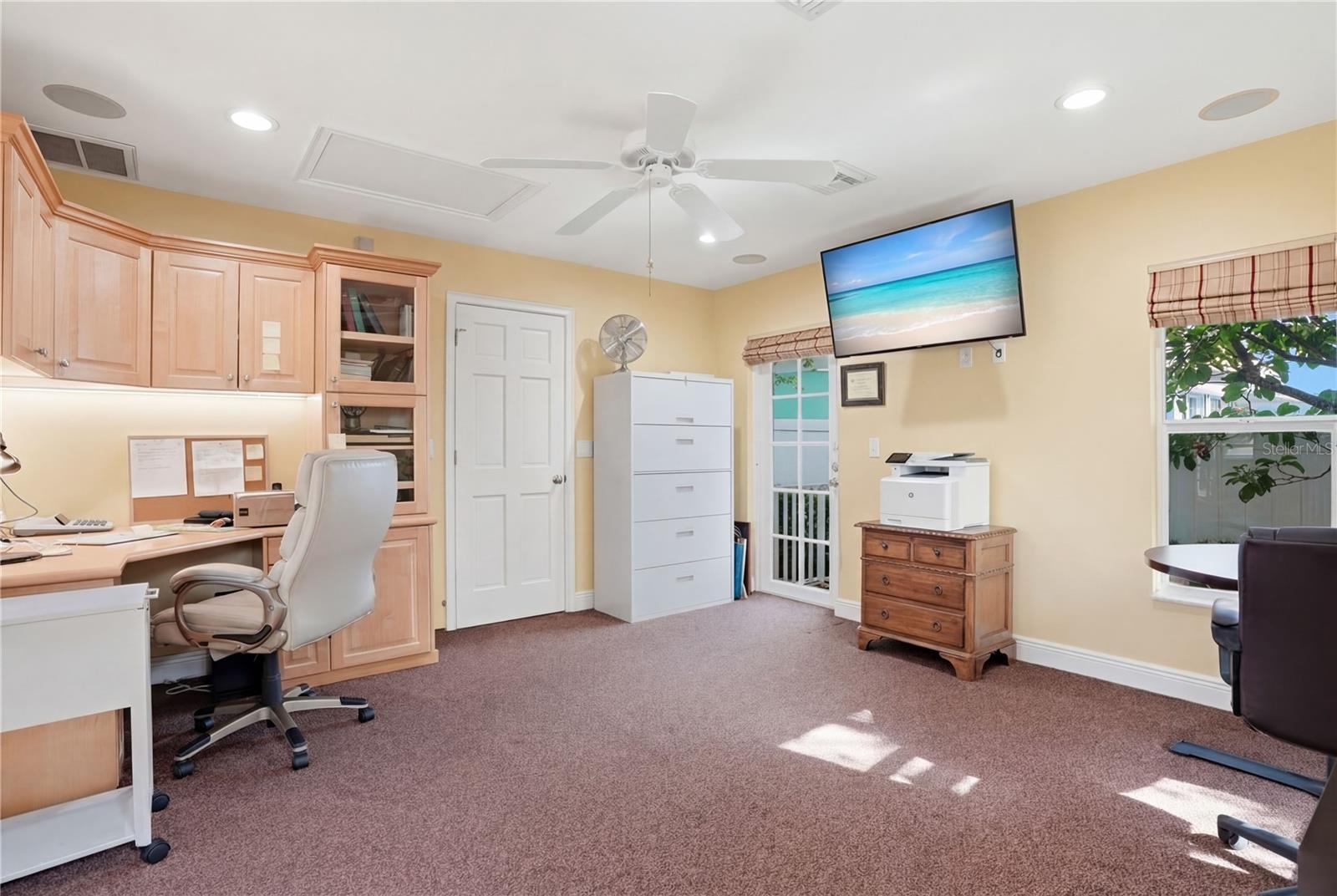 Image 28 of 47 For 1348 High Bluff Drive