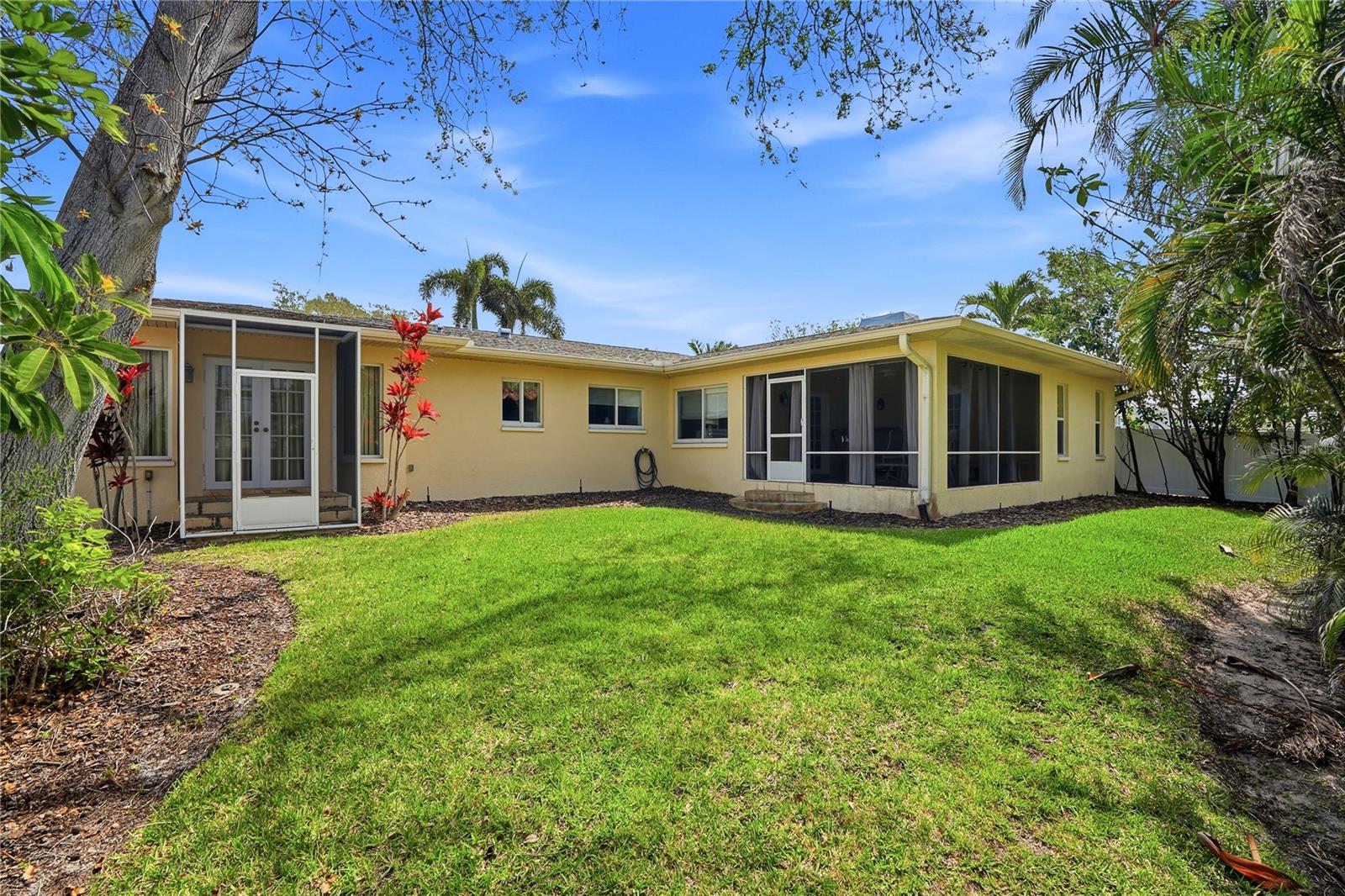 Image 34 of 47 For 1348 High Bluff Drive