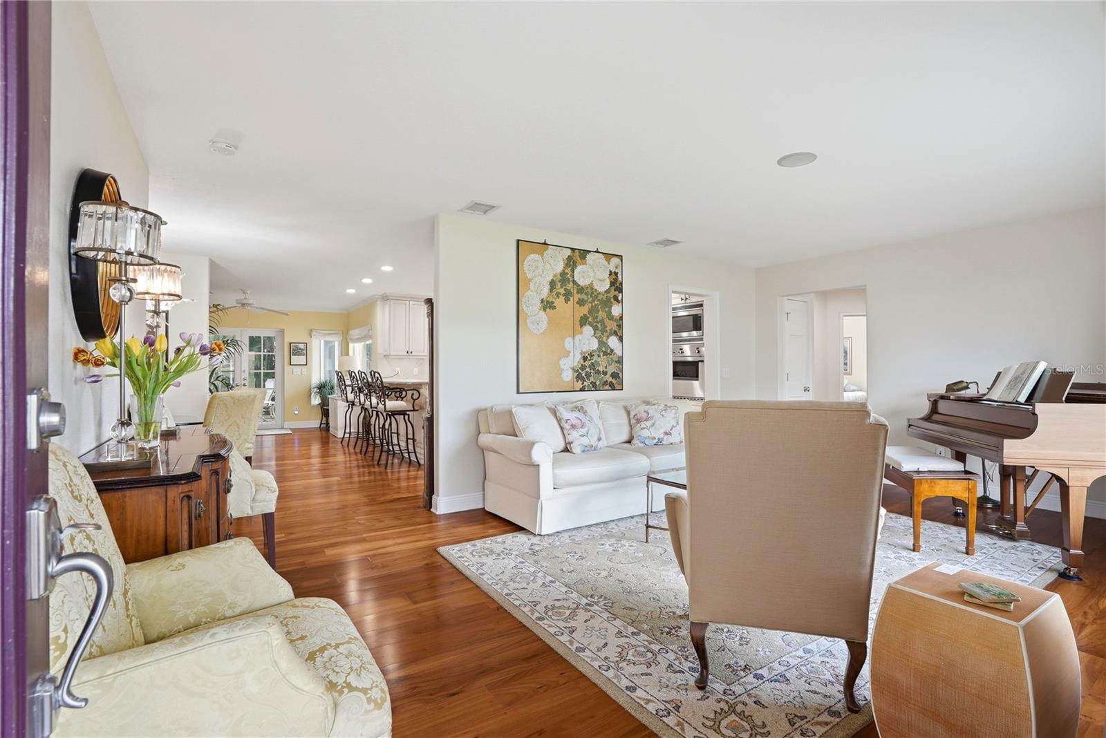 Image 4 of 47 For 1348 High Bluff Drive