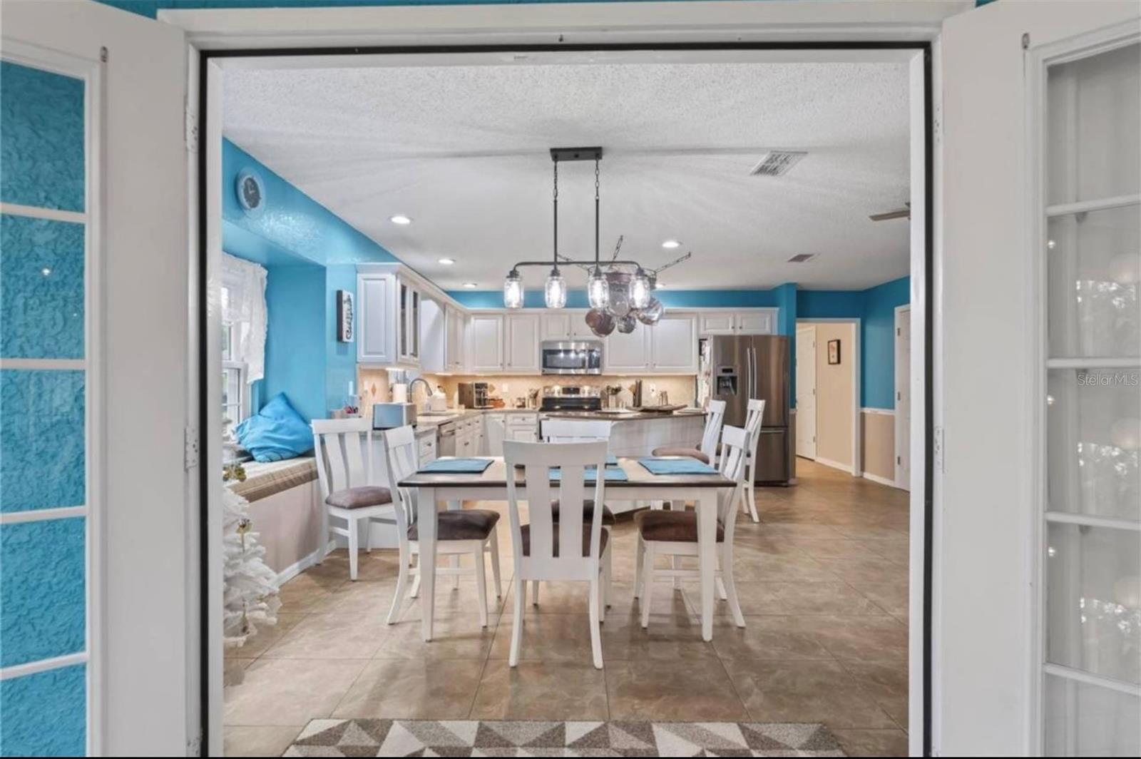 Image 23 of 70 For 14204 Highgrove Road