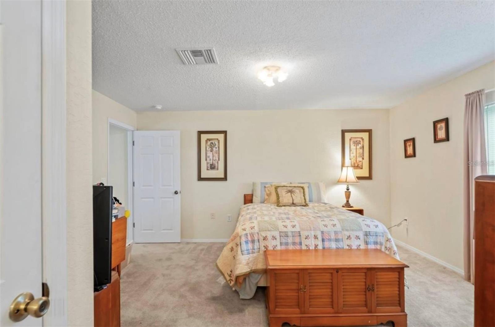 Image 31 of 70 For 14204 Highgrove Road