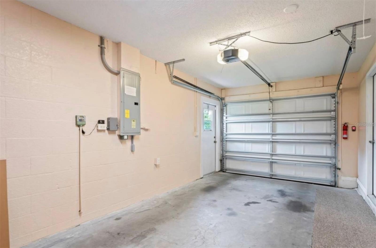 Image 63 of 70 For 14204 Highgrove Road