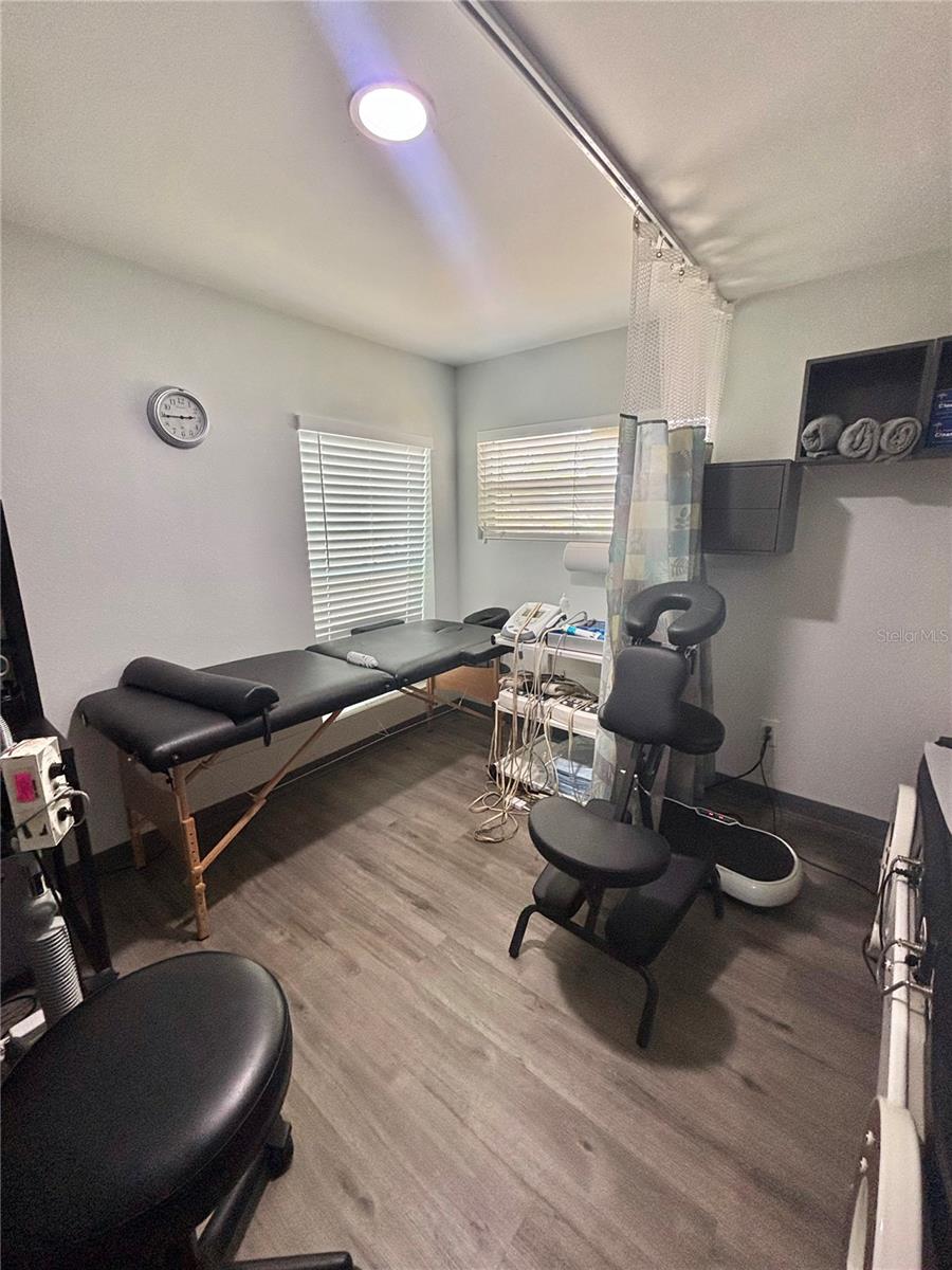 Image 21 of 28 For 3713 Mckay Avenue