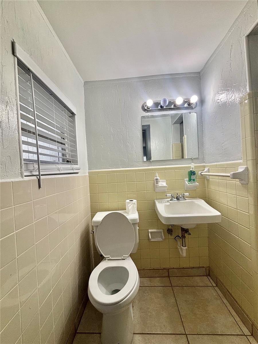 Image 27 of 28 For 3713 Mckay Avenue