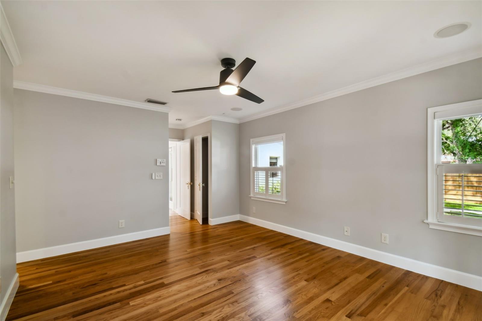 Image 21 of 55 For 2918 Coachman Avenue