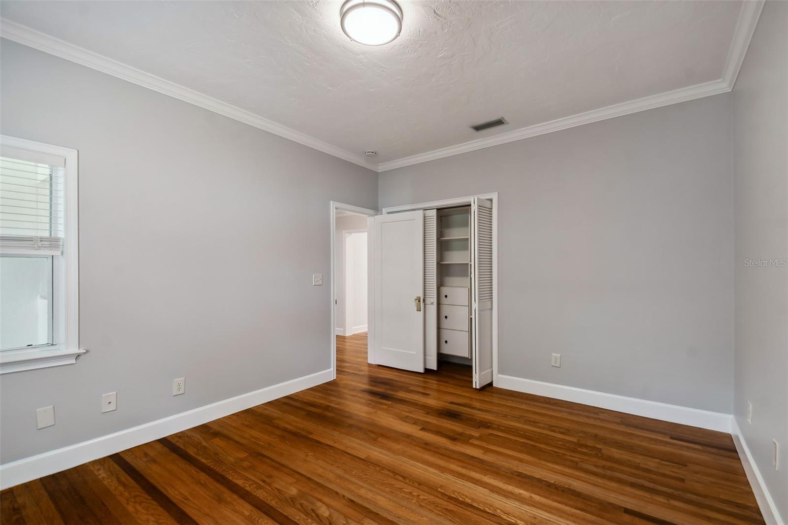 Image 27 of 55 For 2918 Coachman Avenue