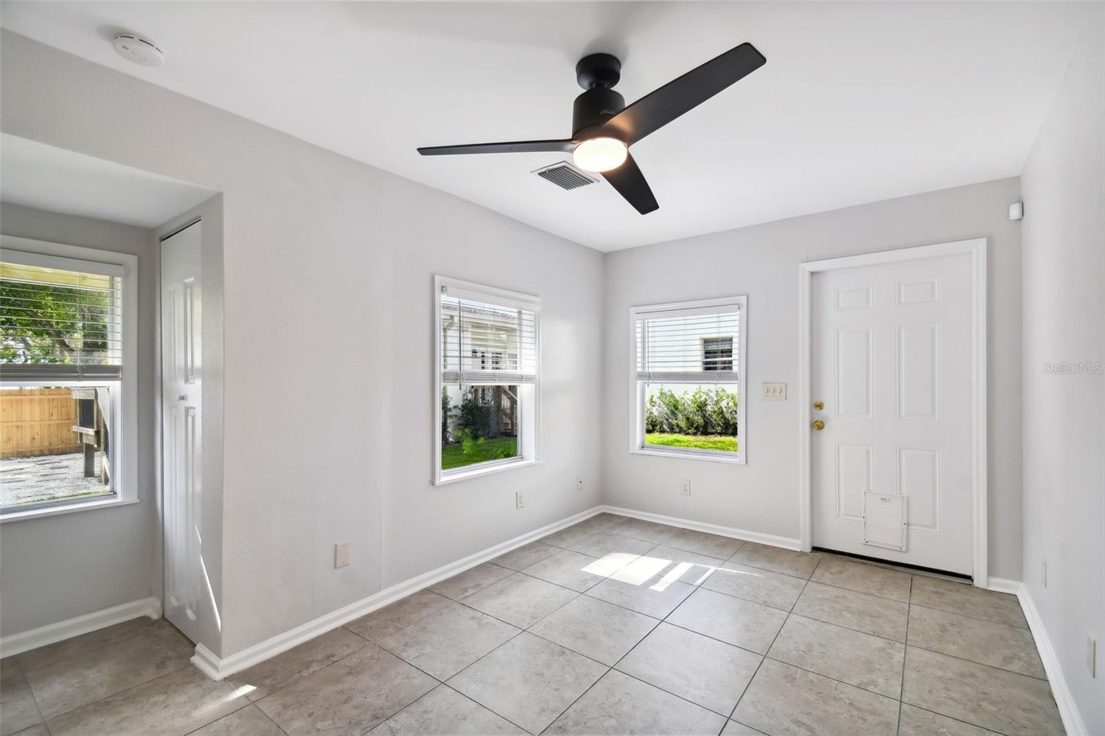 Image 45 of 55 For 2918 Coachman Avenue