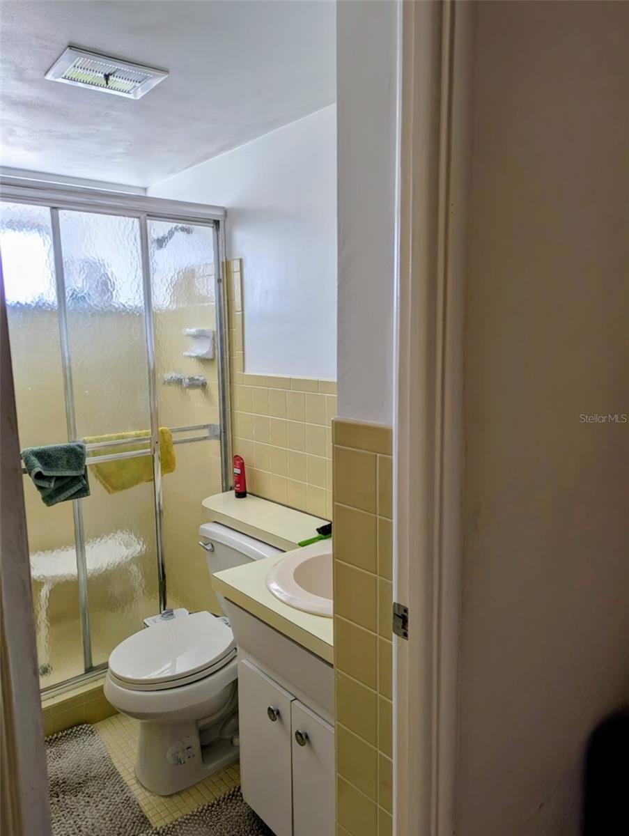 Image 13 of 16 For 2433 Brazilia Drive 45