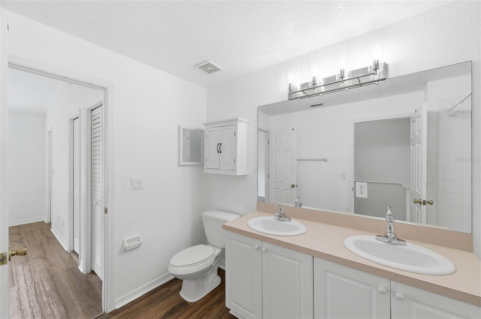 Image 23 of 33 For 4347 Har Paul Circle