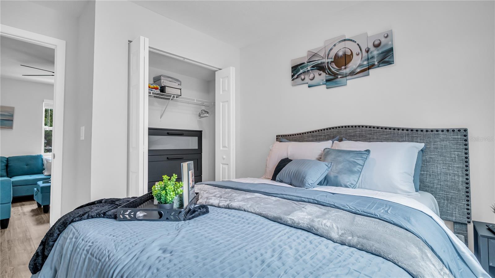 Image 12 of 22 For 121 Pennsylvania Avenue