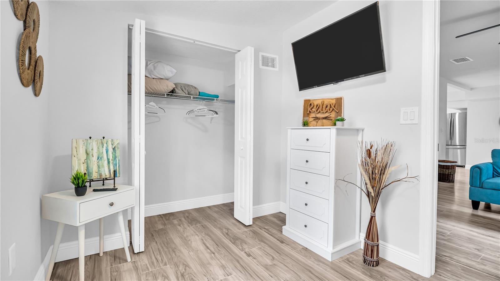 Image 14 of 22 For 121 Pennsylvania Avenue