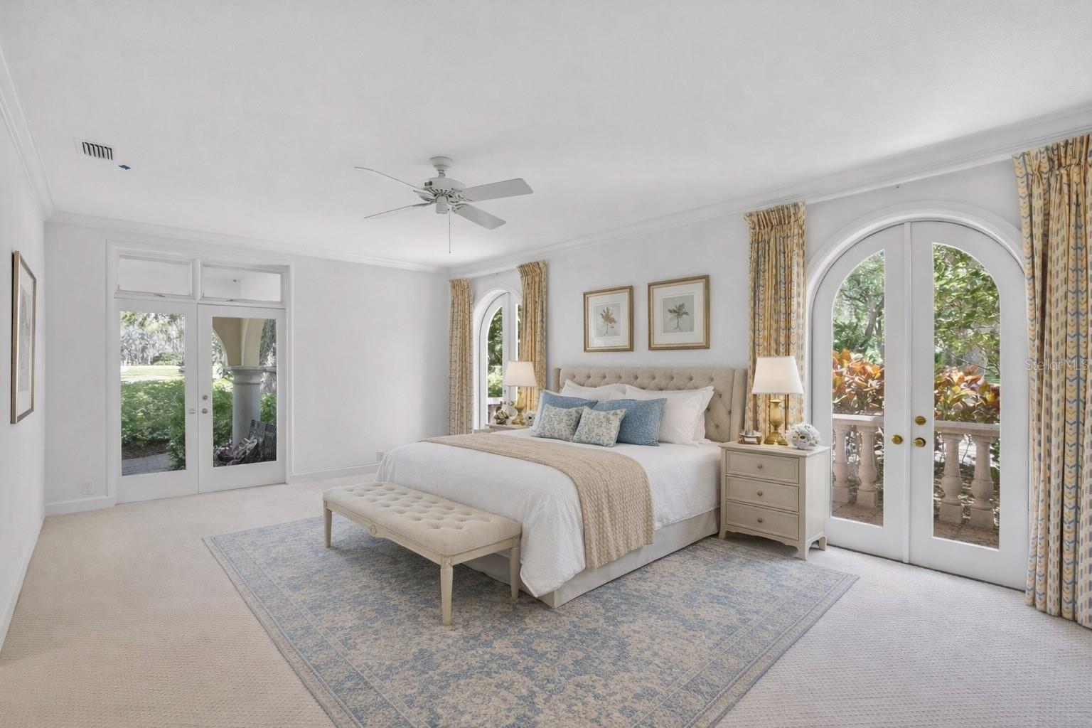 Listing photo id 19 for 1043 Guisando De Avila