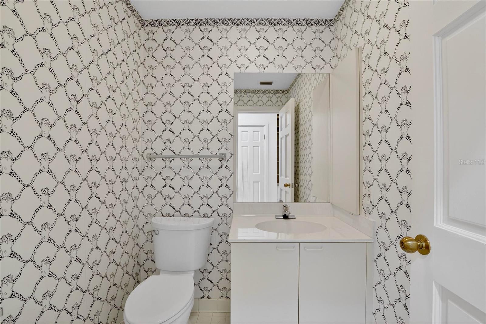 Listing photo id 23 for 1043 Guisando De Avila