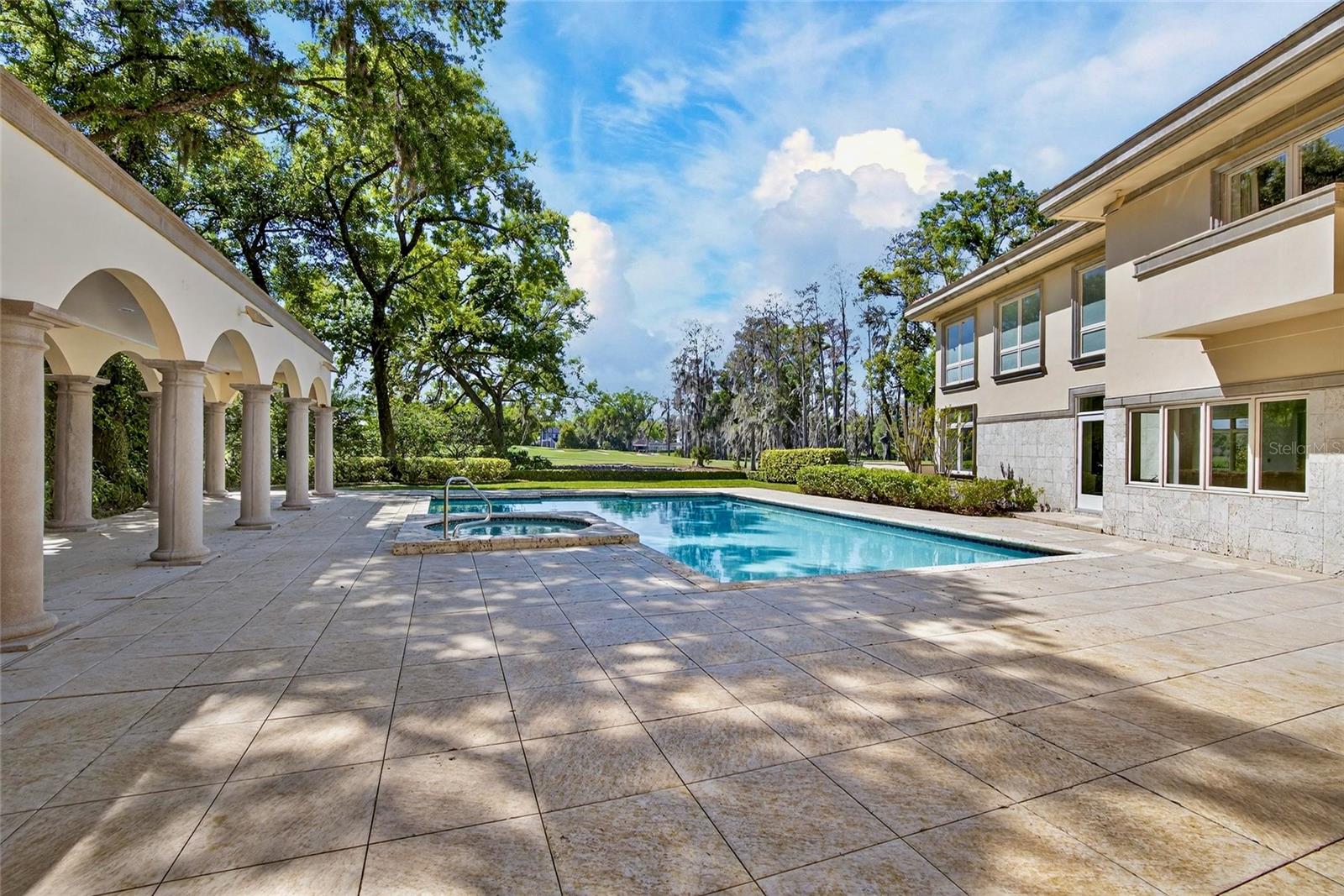 Listing photo id 49 for 1043 Guisando De Avila