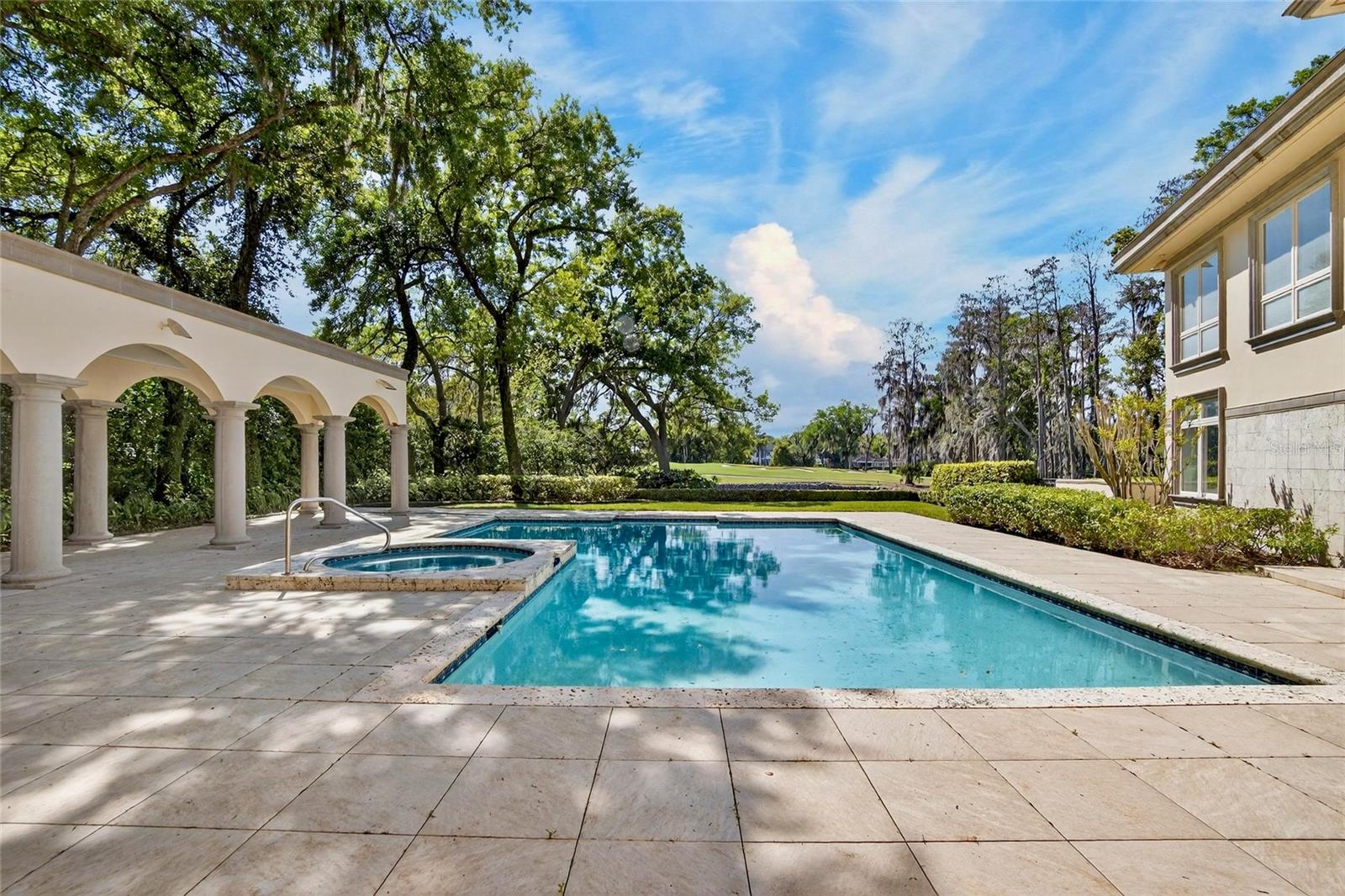 Listing photo id 6 for 1043 Guisando De Avila