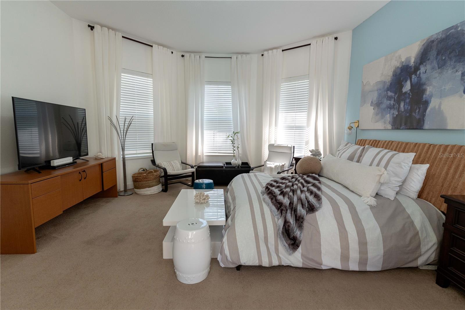 Image 15 of 44 For 19930 Dolores Ann Court