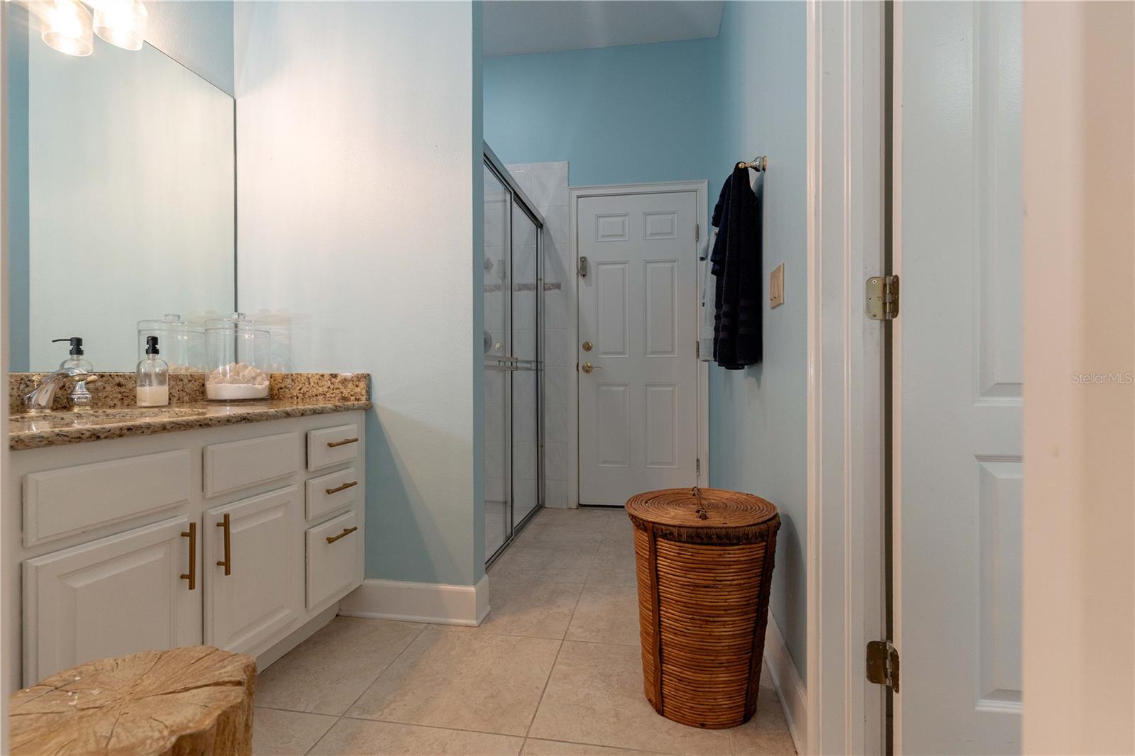 Image 17 of 44 For 19930 Dolores Ann Court