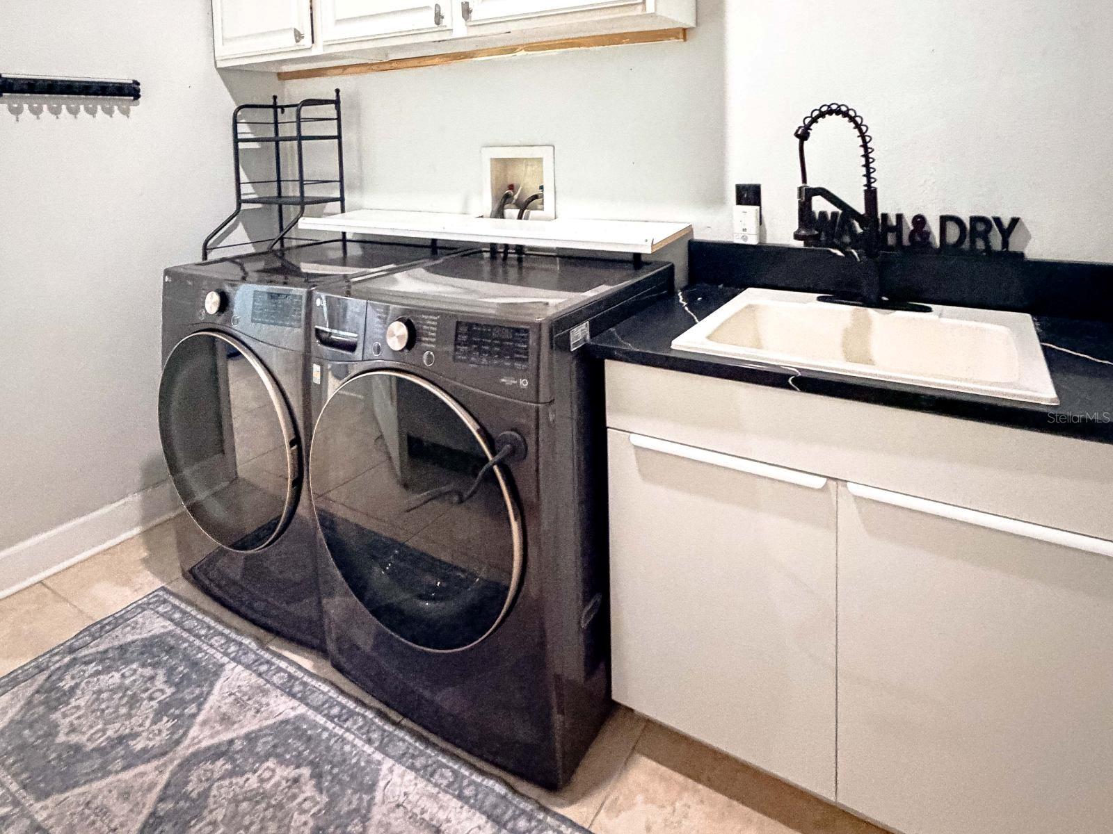 Image 27 of 44 For 19930 Dolores Ann Court